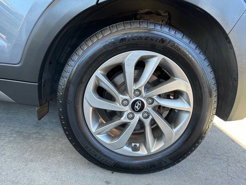 2016 Hyundai Tucson Image 19