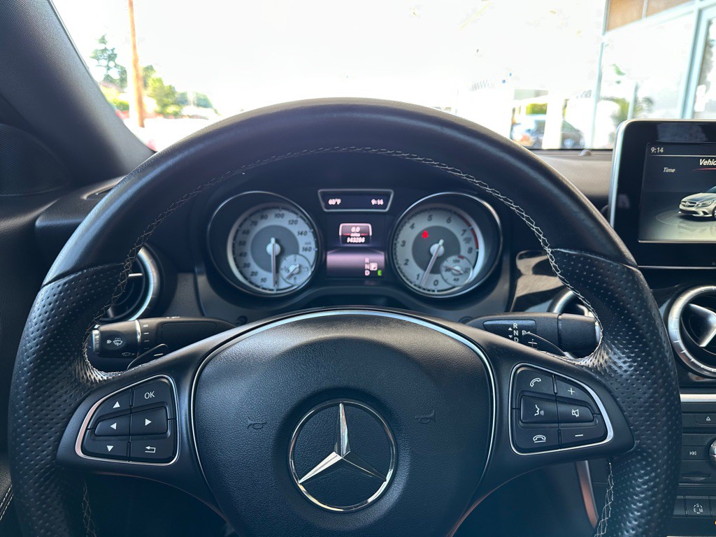 2015 Mercedes-Benz CLA-Class Image 15