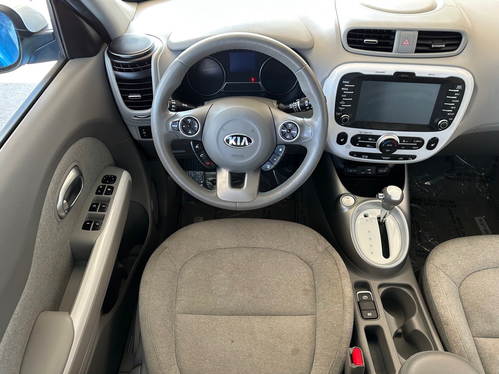 2017 Kia Soul Image 12
