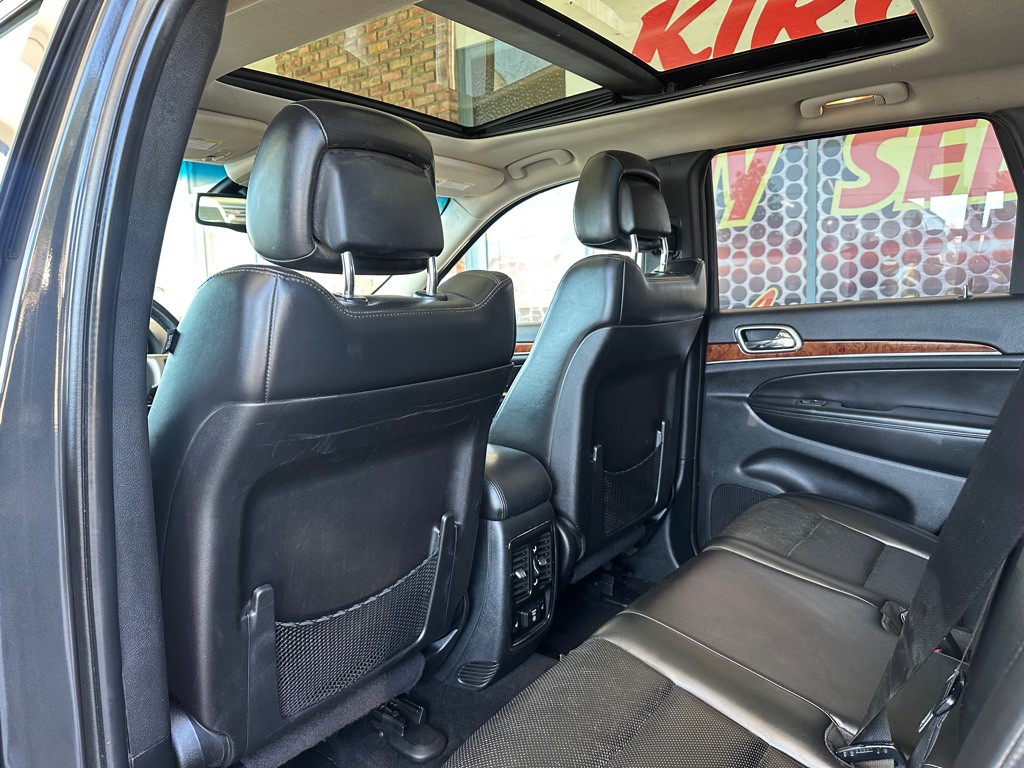 2011 Jeep Grand Cherokee Image 10