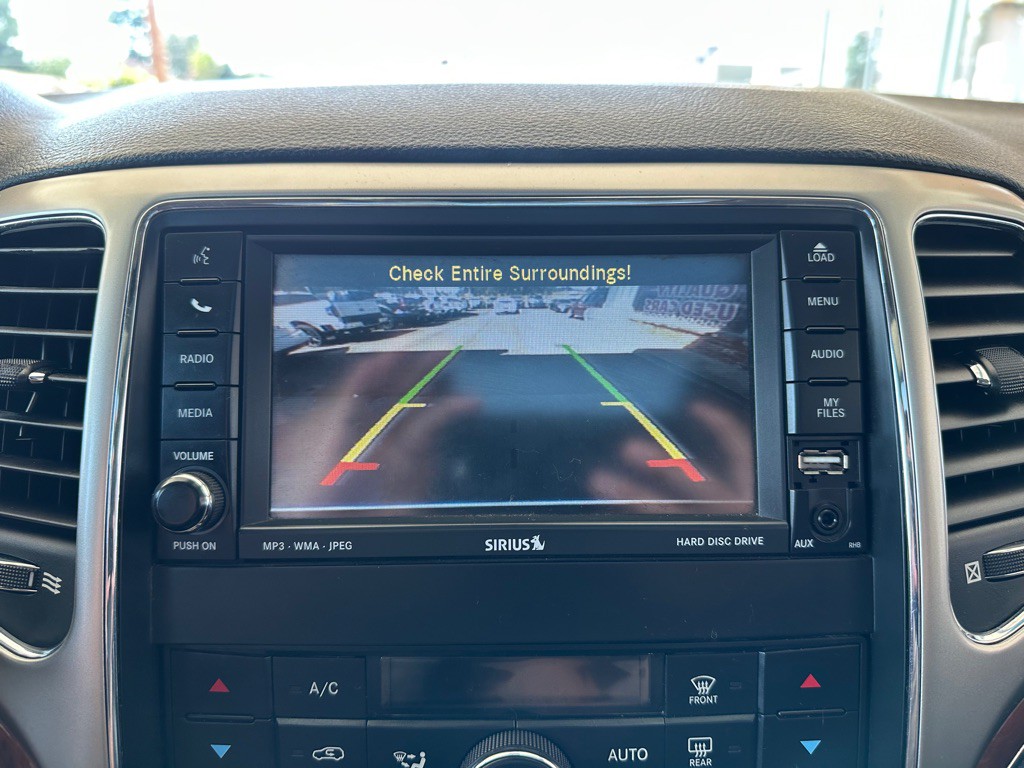 2011 Jeep Grand Cherokee Image 15