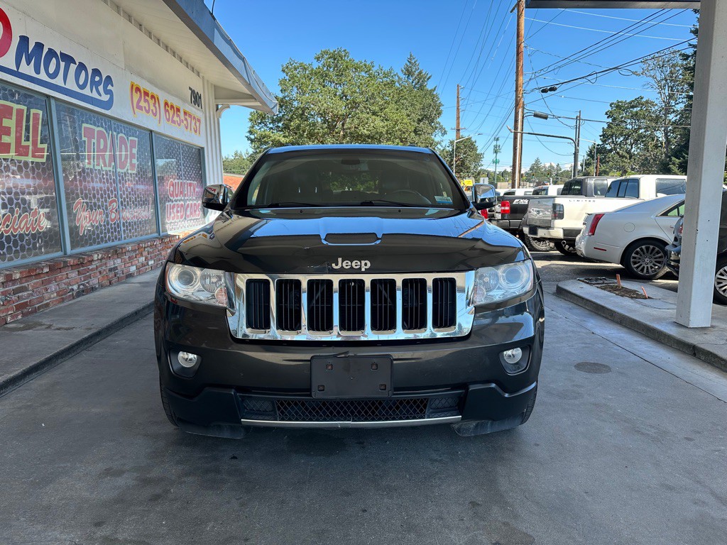 2011 Jeep Grand Cherokee Image 2