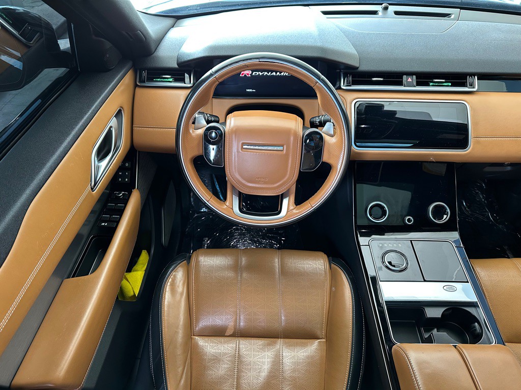 2018 Land Rover Range Rover Image 12