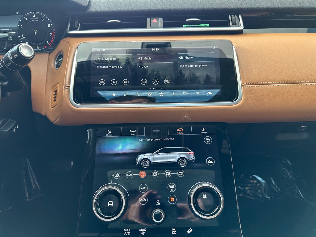 2018 Land Rover Range Rover Image 14