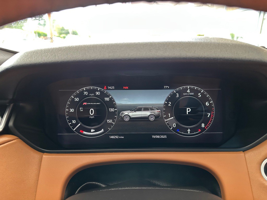 2018 Land Rover Range Rover Image 18