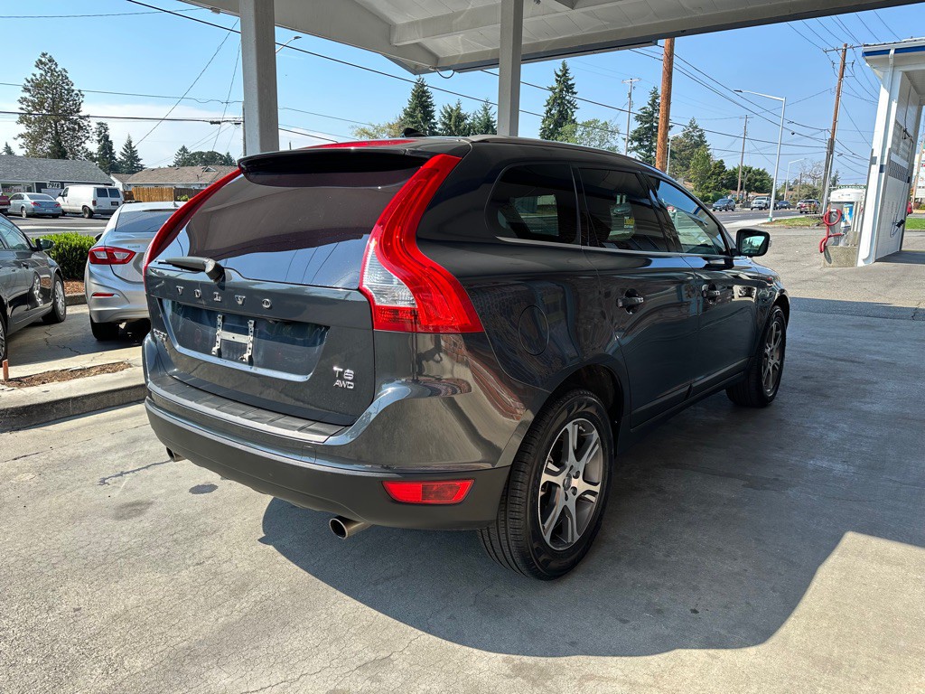 2011 Volvo XC60 Image 6