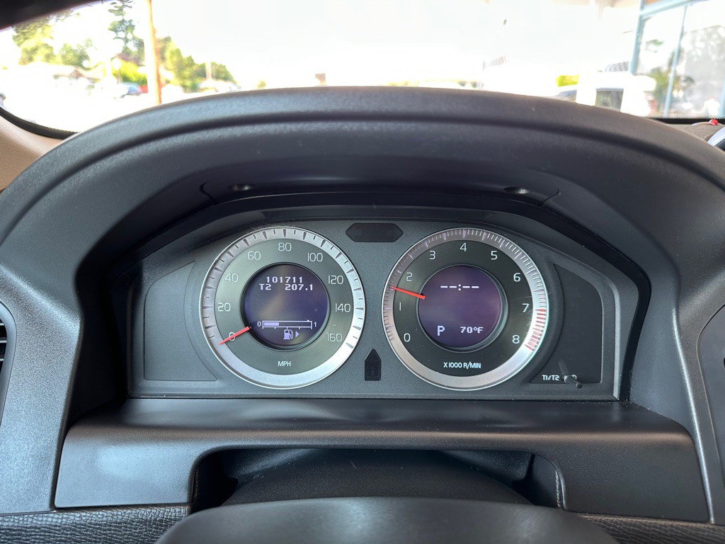 2011 Volvo XC60 Image 18
