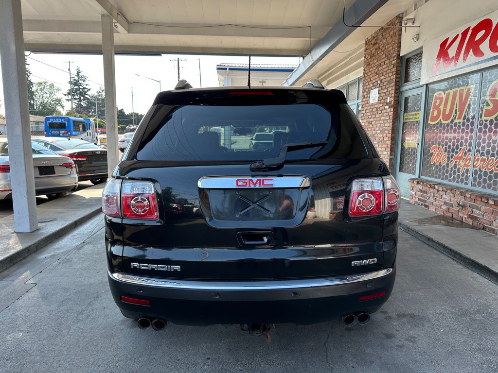 2008 GMC Acadia Image 5