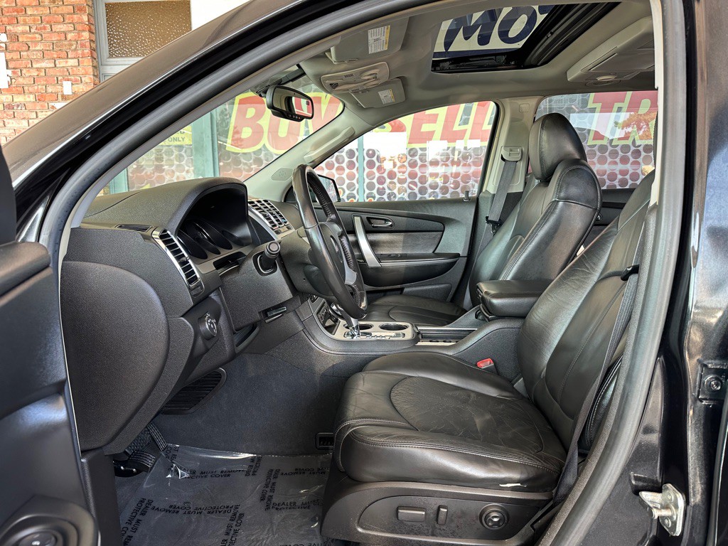 2008 GMC Acadia Image 7