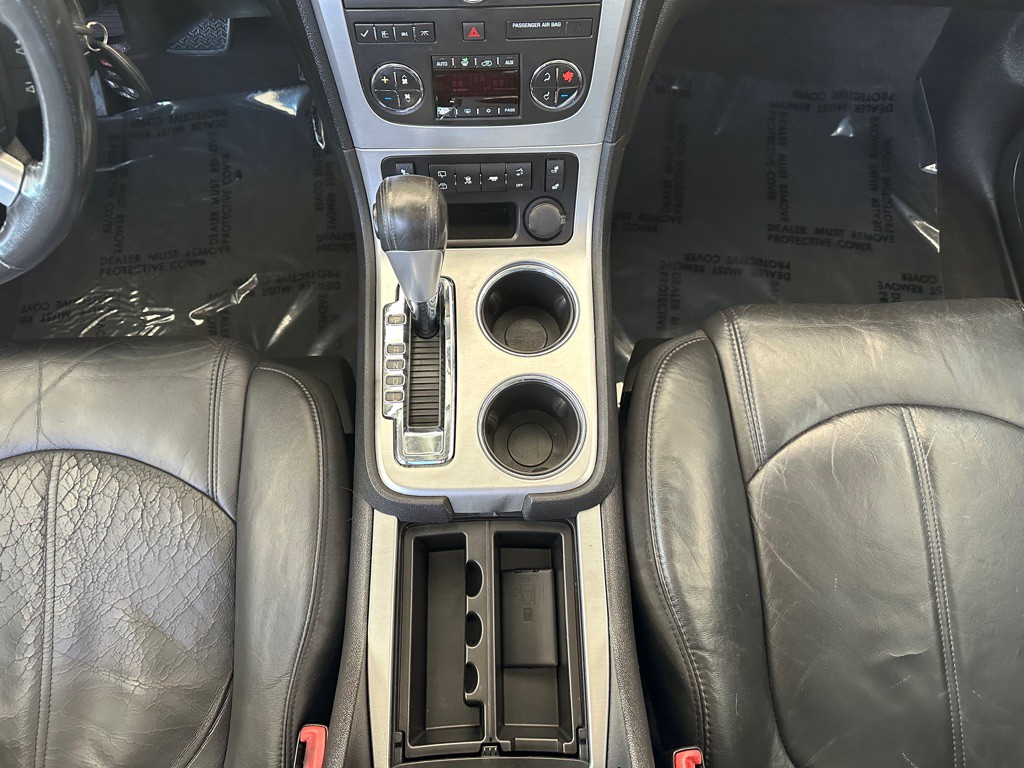 2008 GMC Acadia Image 17