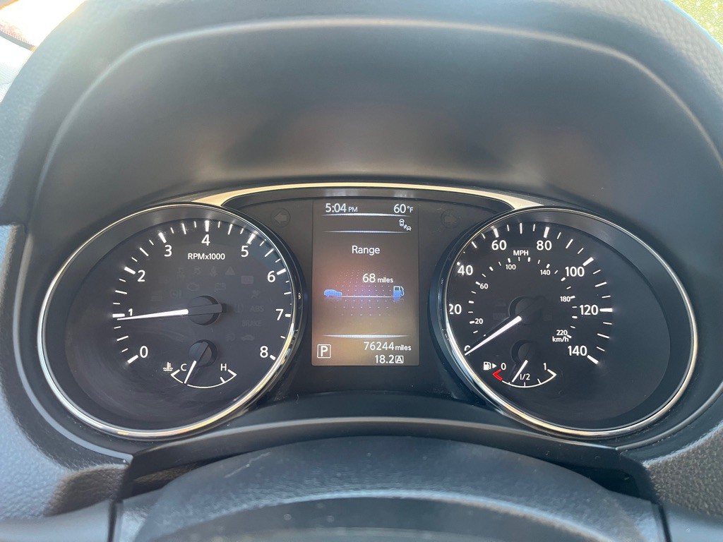 2016 Nissan Rogue Image 19