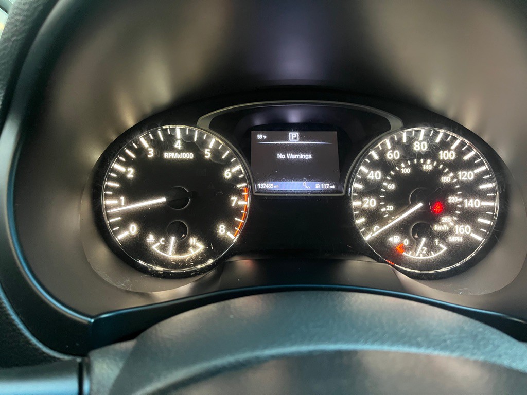 2017 Nissan Altima Image 15