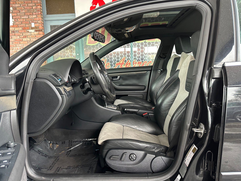 2007 Audi S4 Image 7