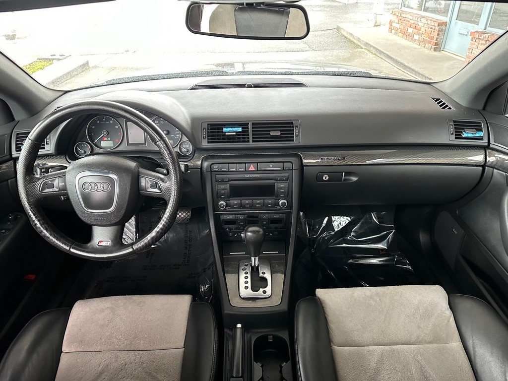 2007 Audi S4 Image 11