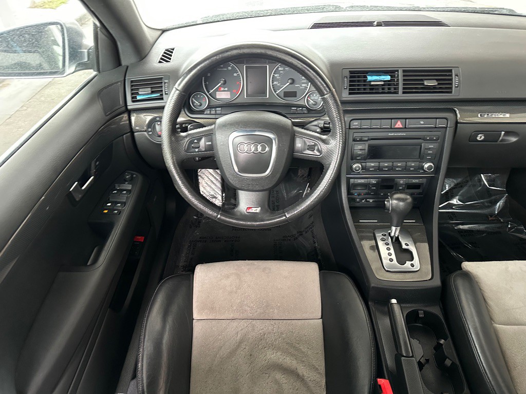 2007 Audi S4 Image 12