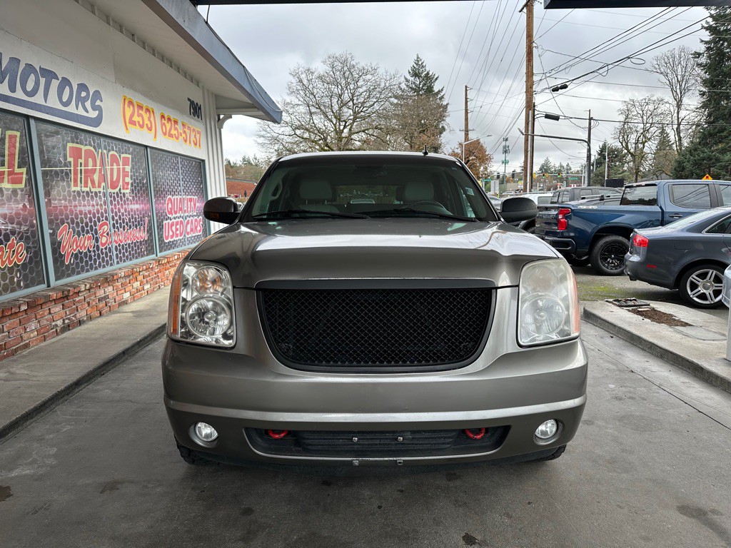 2009 GMC Yukon Image 2
