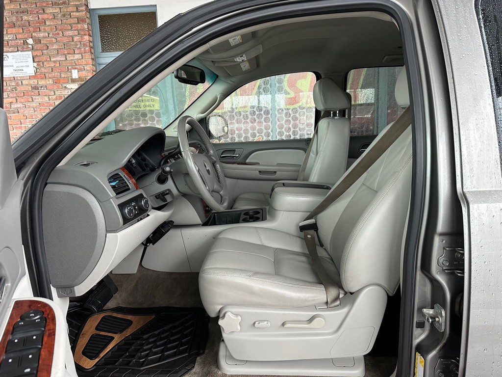 2009 GMC Yukon Image 7