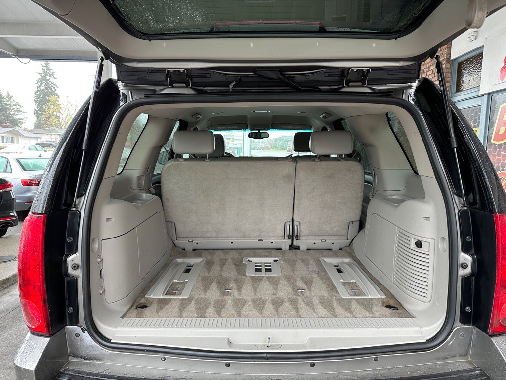 2009 GMC Yukon Image 13