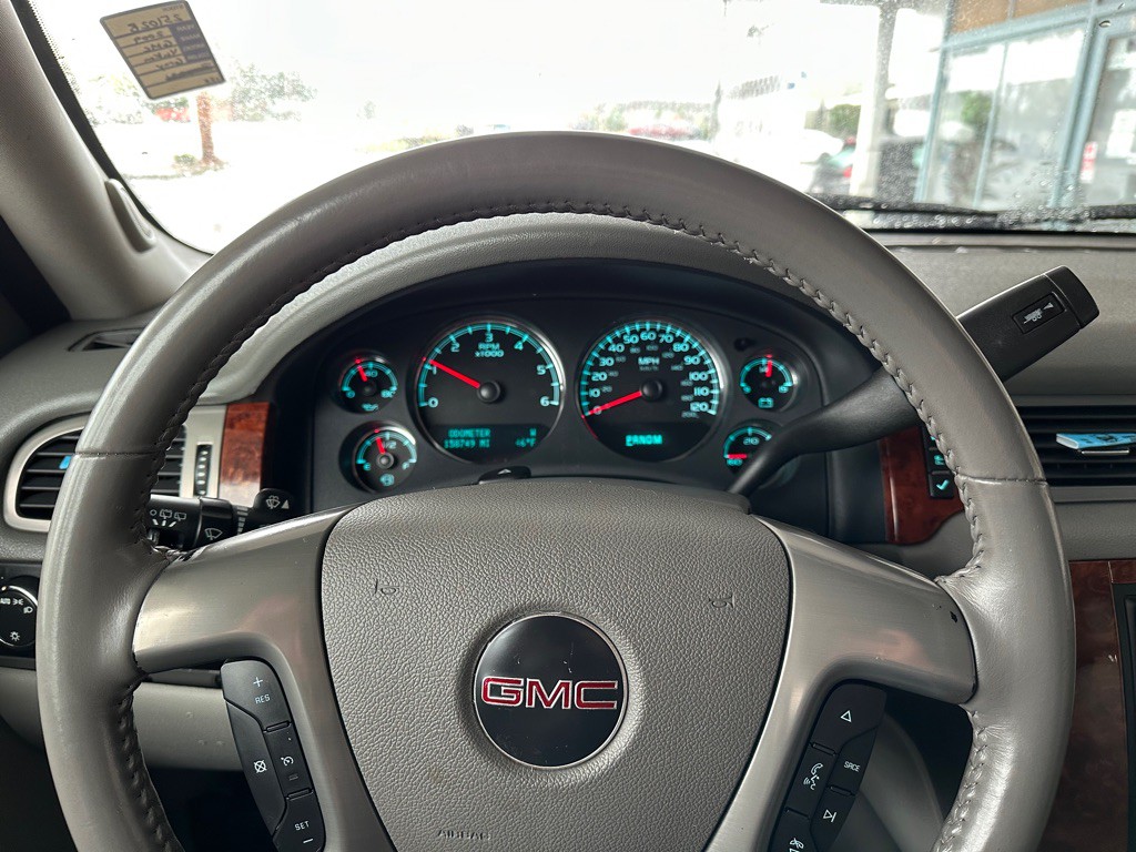 2009 GMC Yukon Image 16