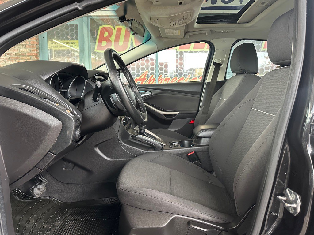 2012 Ford Focus Image 7