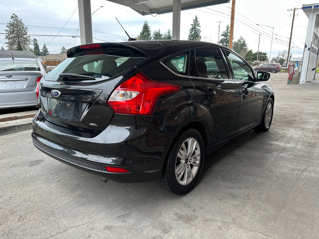 2012 Ford Focus Image 6