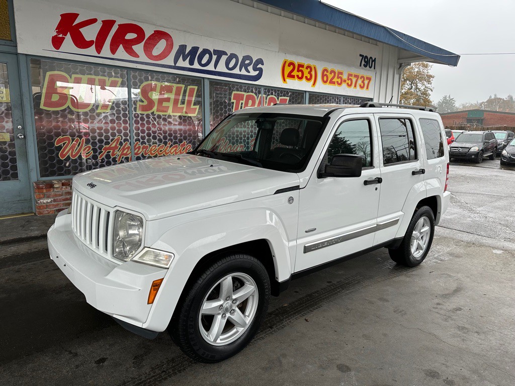 2012 Jeep Liberty Image 1