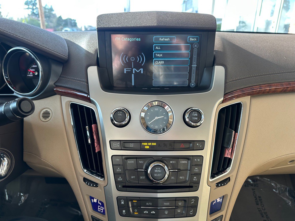 2009 Cadillac CTS Image 13