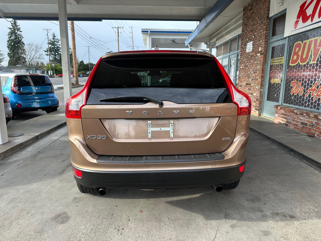 2011 Volvo XC60 Image 5