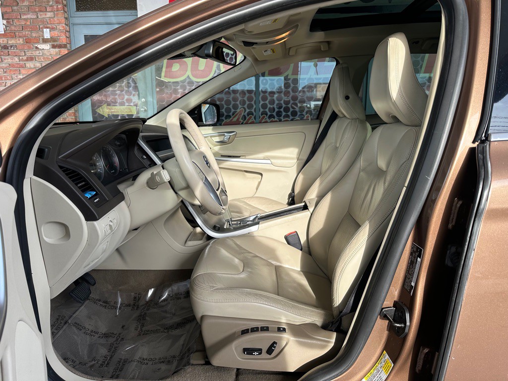 2011 Volvo XC60 Image 7