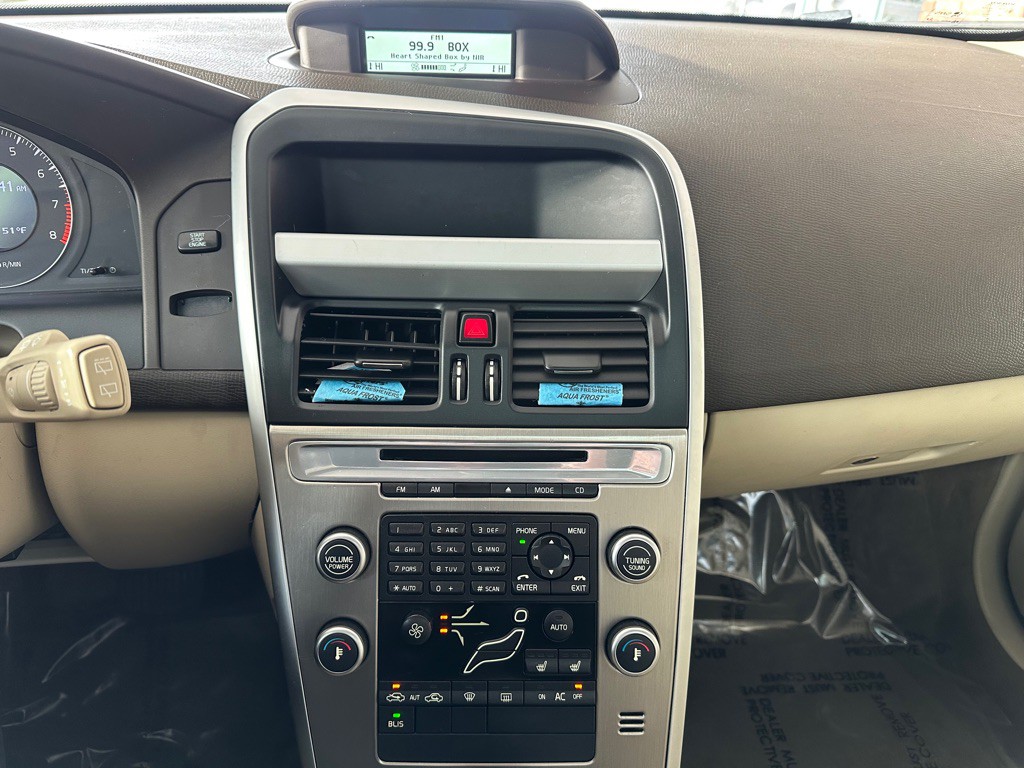 2011 Volvo XC60 Image 14