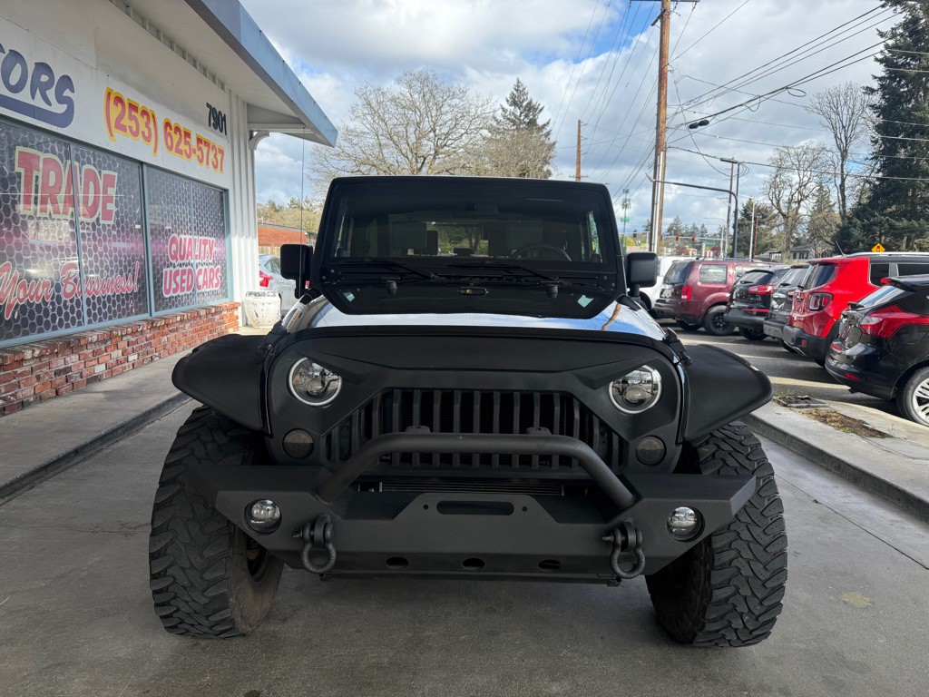 2010 Jeep Wrangler Image 2