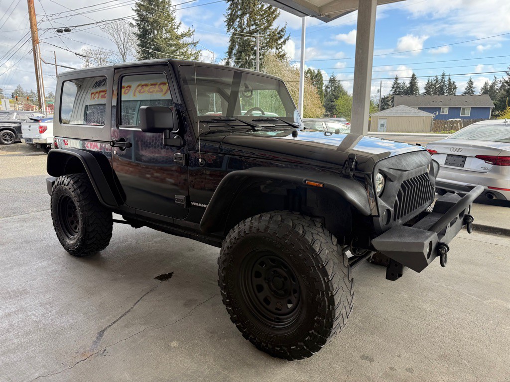 2010 Jeep Wrangler Image 3