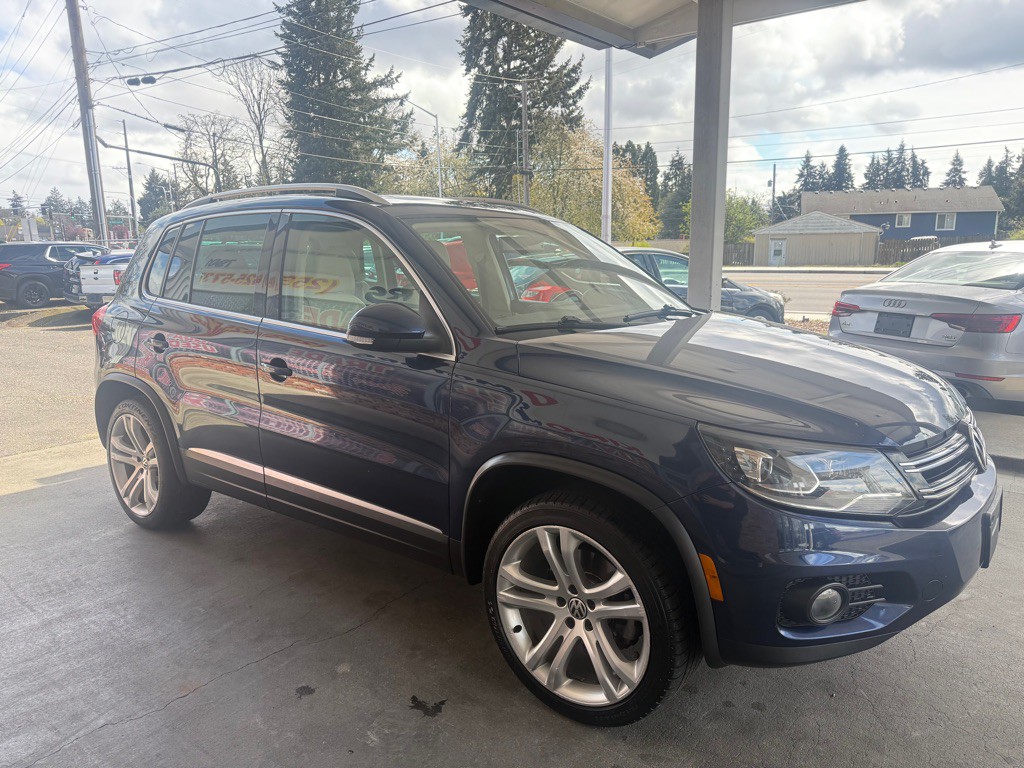 2012 Volkswagen Tiguan Image 3