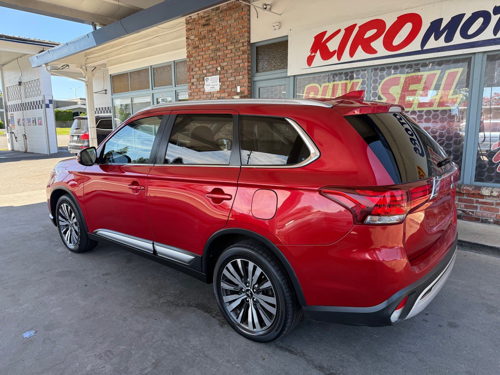 2019 Mitsubishi Outlander Image 6