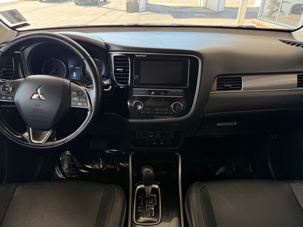 2019 Mitsubishi Outlander Image 12
