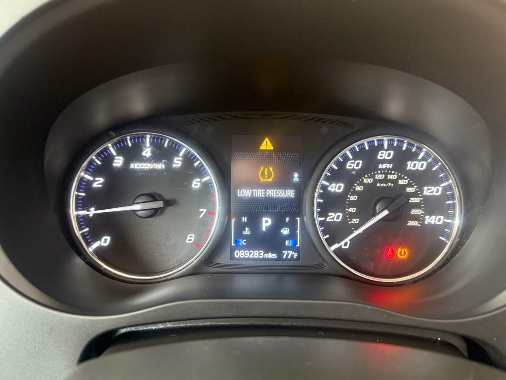 2019 Mitsubishi Outlander Image 13