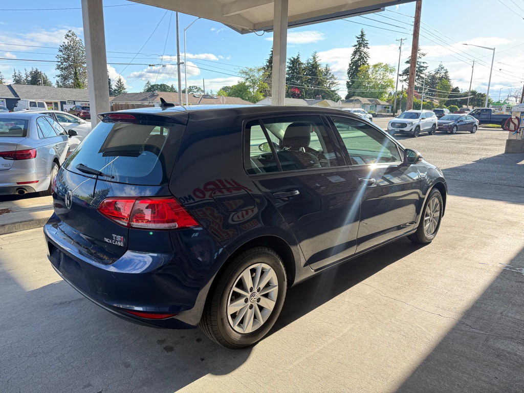 2015 Volkswagen Golf Image 4