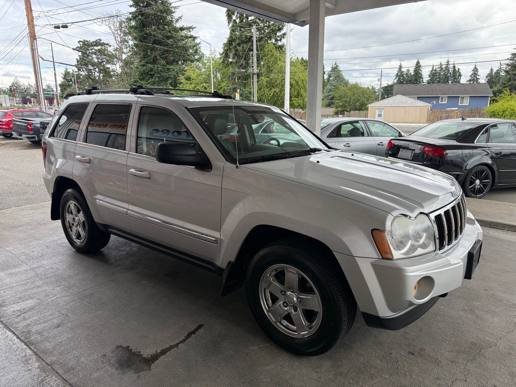 2005 Jeep Grand Cherokee Image 3