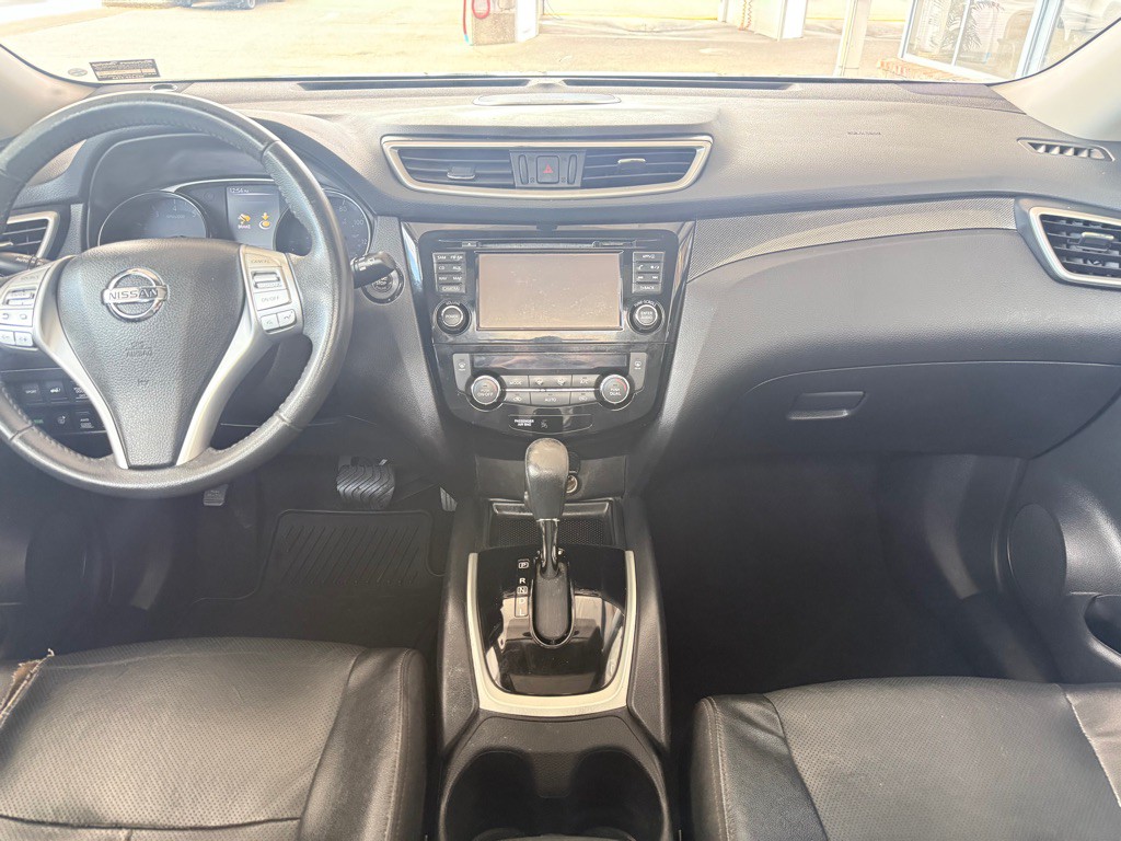 2016 Nissan Rogue Image 11