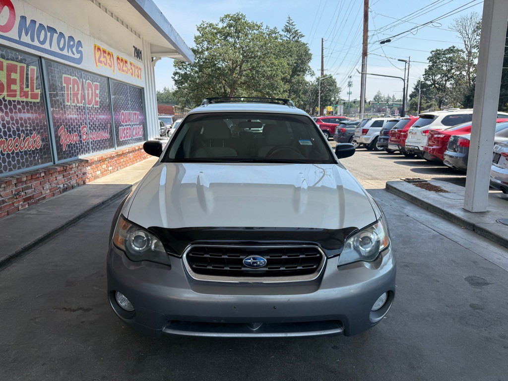 2005 Subaru Legacy Image 2