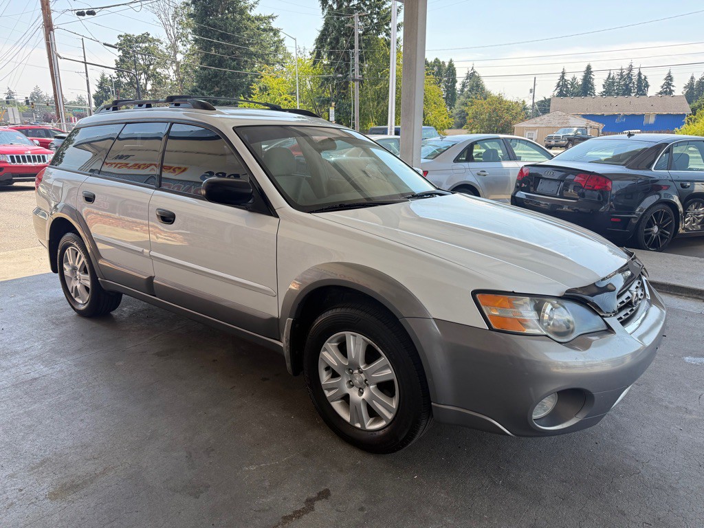2005 Subaru Legacy Image 3