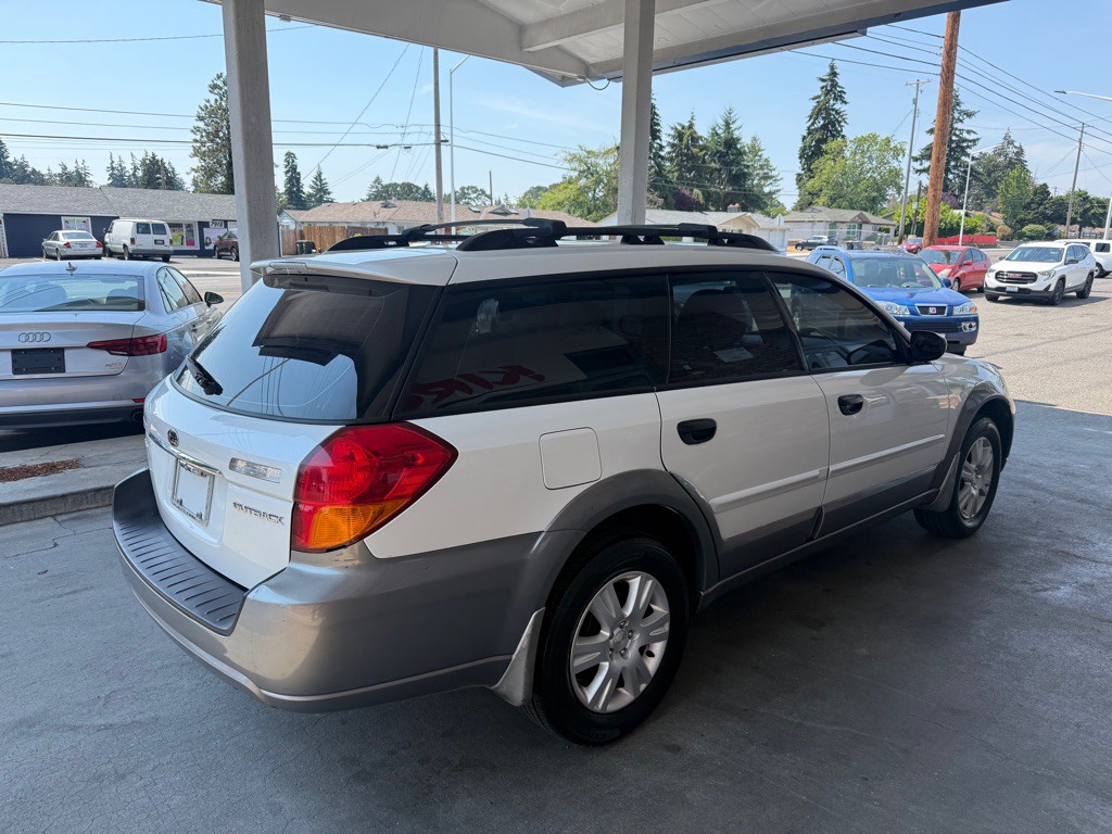 2005 Subaru Legacy Image 4