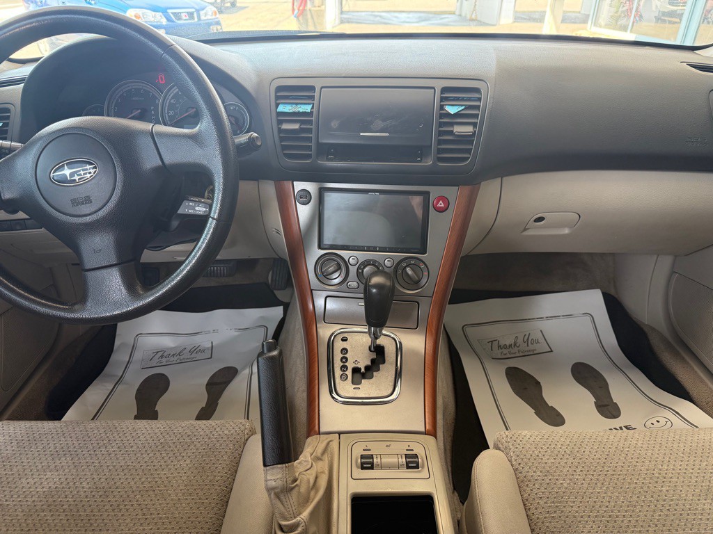2005 Subaru Legacy Image 11