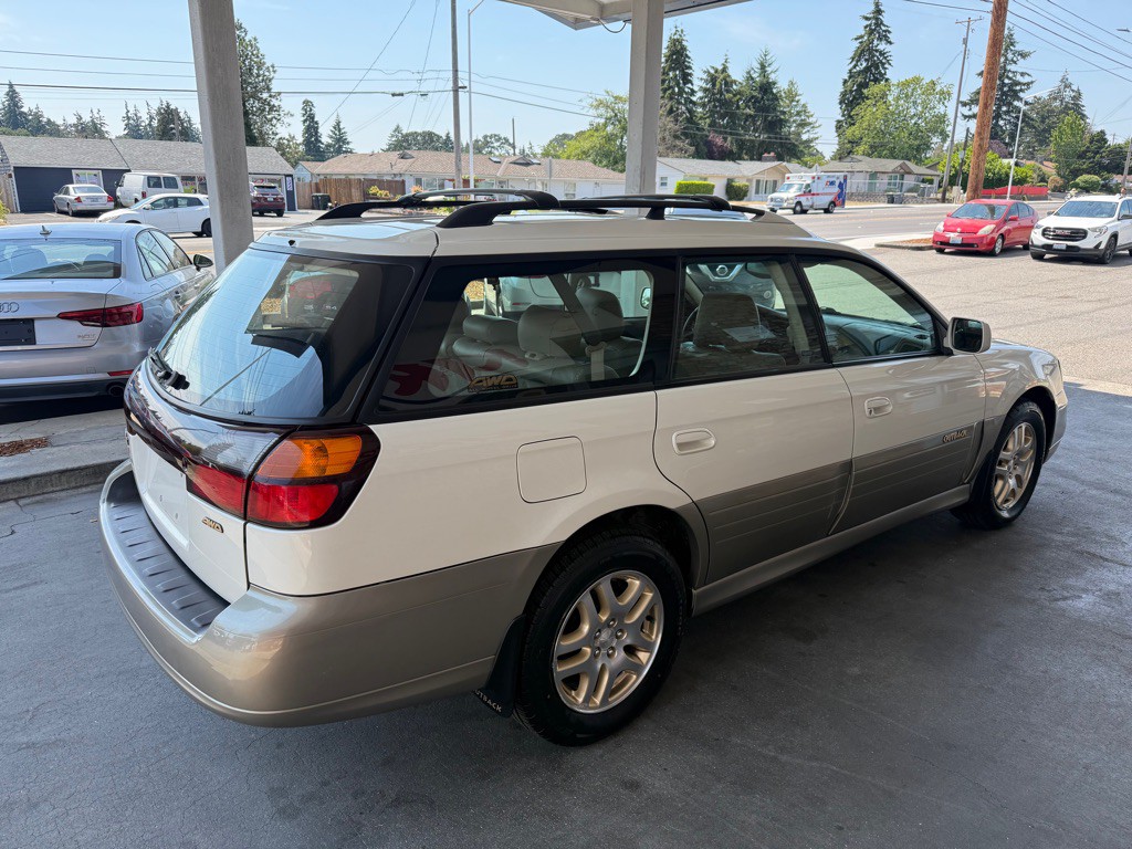 2002 Subaru Legacy Image 4