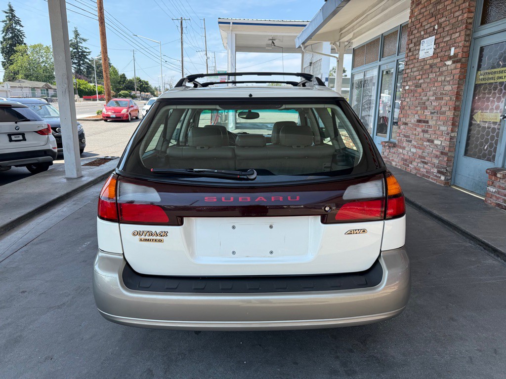 2002 Subaru Legacy Image 5