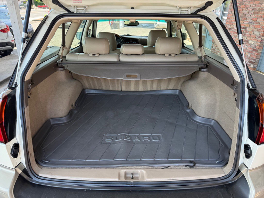 2002 Subaru Legacy Image 7