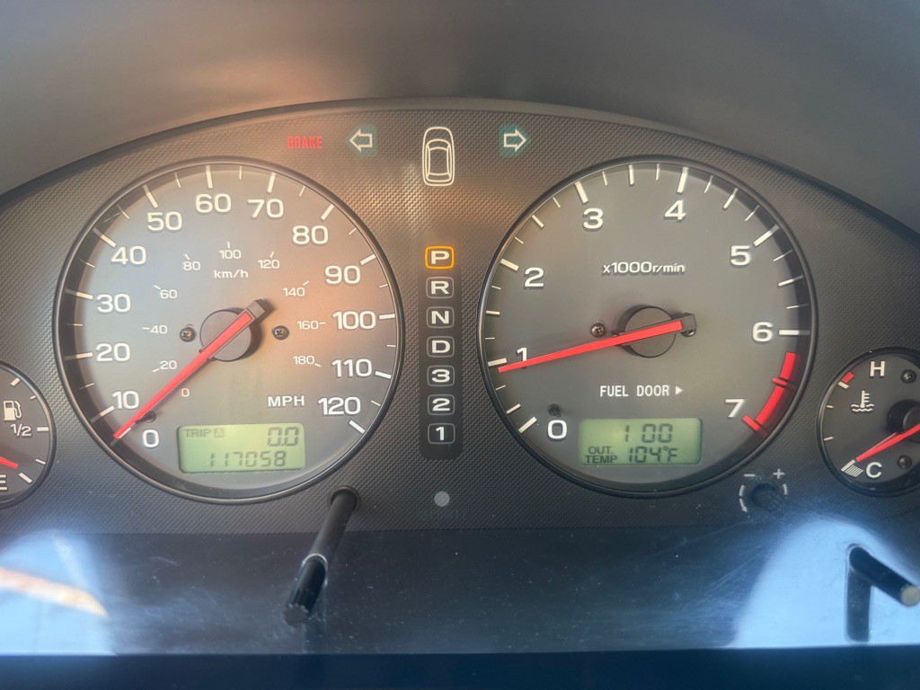 2002 Subaru Legacy Image 12