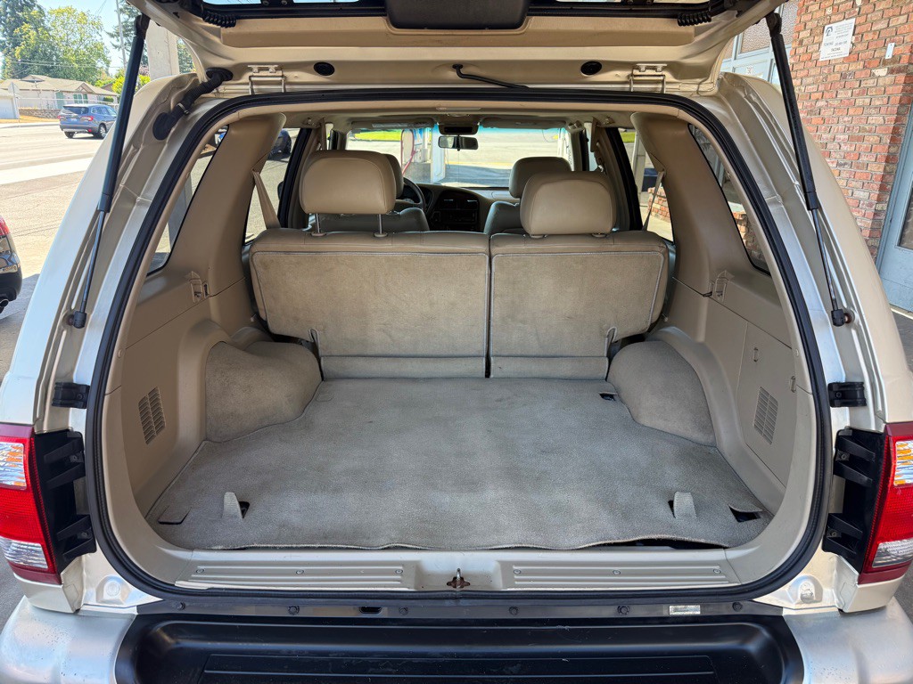 2000 Nissan Pathfinder Image 7