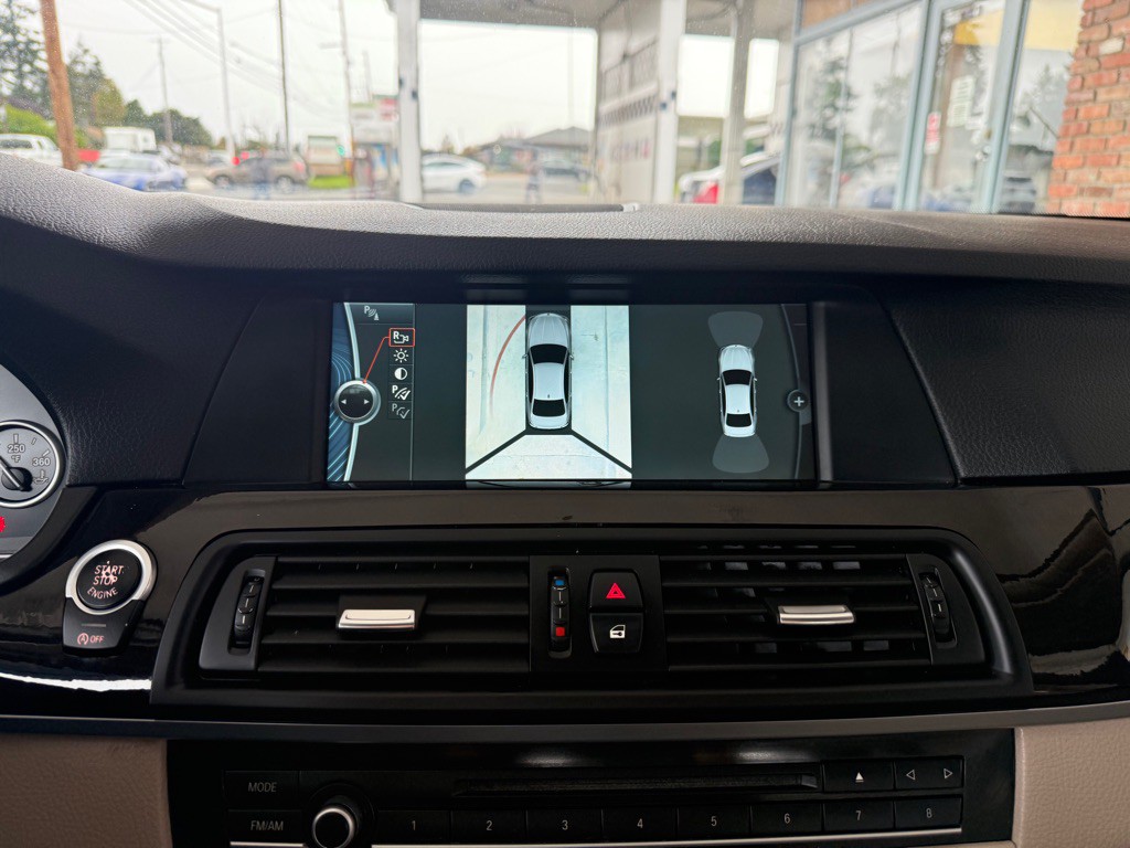 2012 BMW 5 Series Image 12