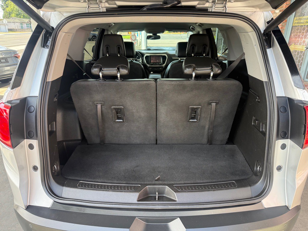 2018 GMC Acadia Image 7